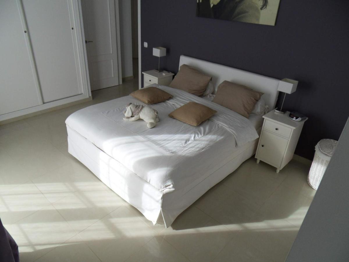 Villa Perla Blanca Sayalonga ภายนอก รูปภาพ